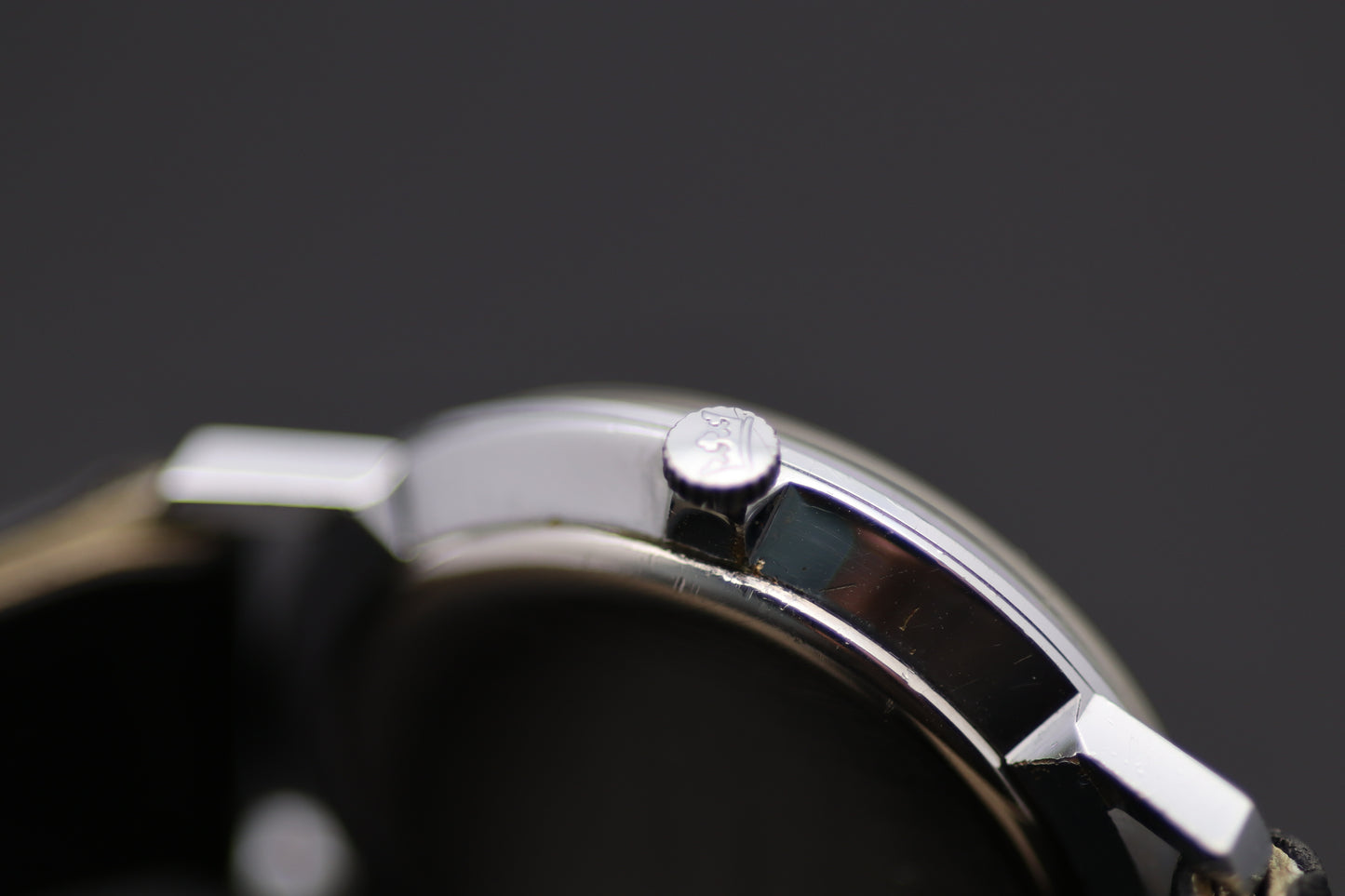 Marvin Handaufzug Cal. 520 – 35 mm – Datum – inkl. Originalbox & Echtheitszertifikat