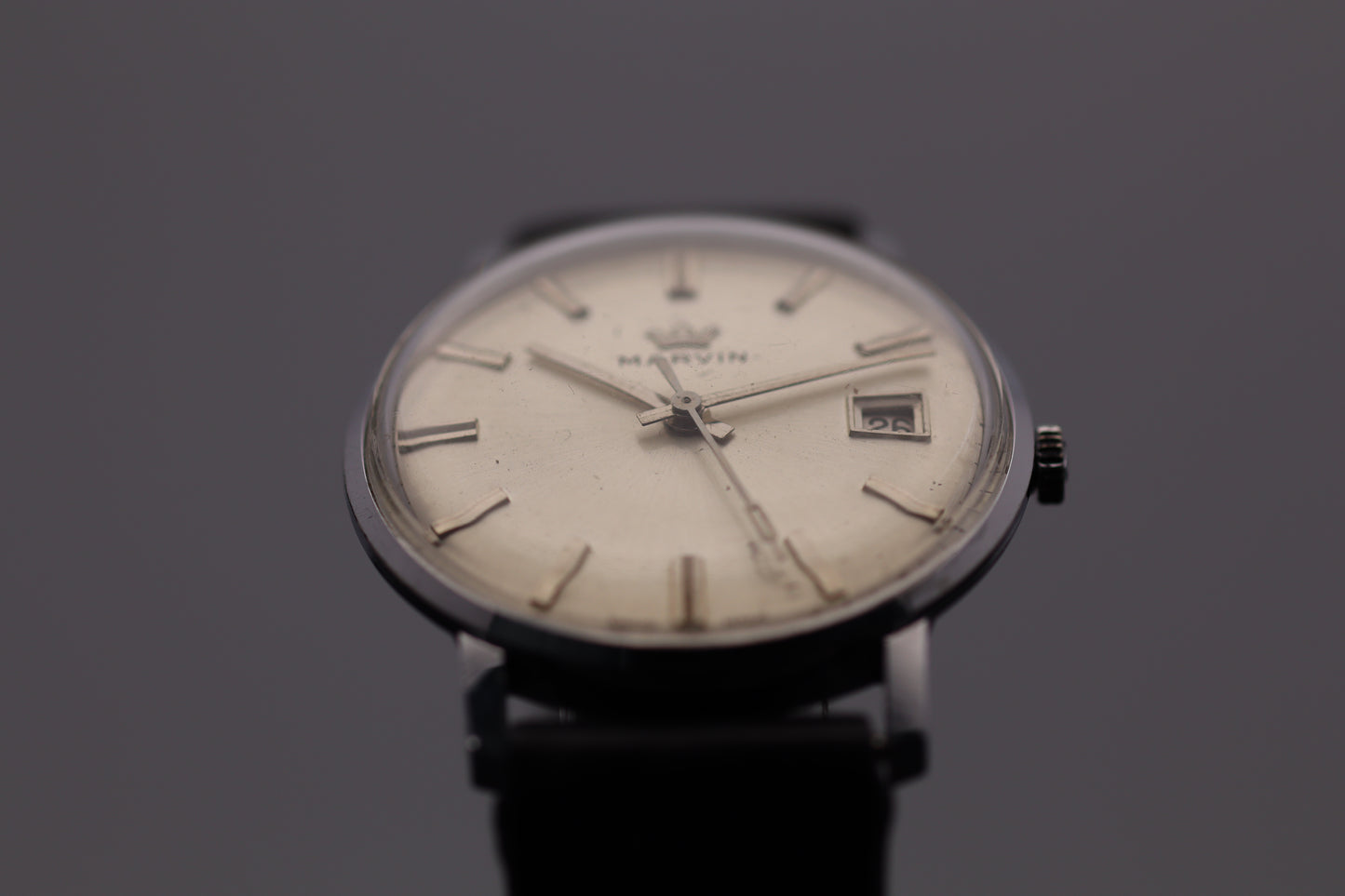 Marvin Handaufzug Cal. 520 – 35 mm – Datum – inkl. Originalbox & Echtheitszertifikat