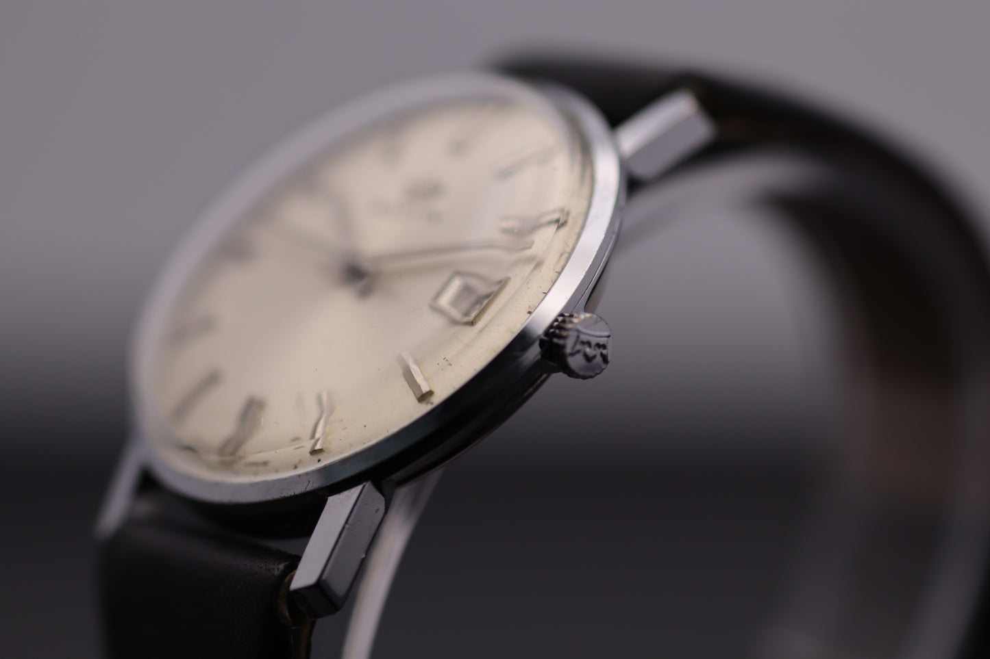 Marvin Handaufzug Cal. 520 – 35 mm – Datum – inkl. Originalbox & Echtheitszertifikat