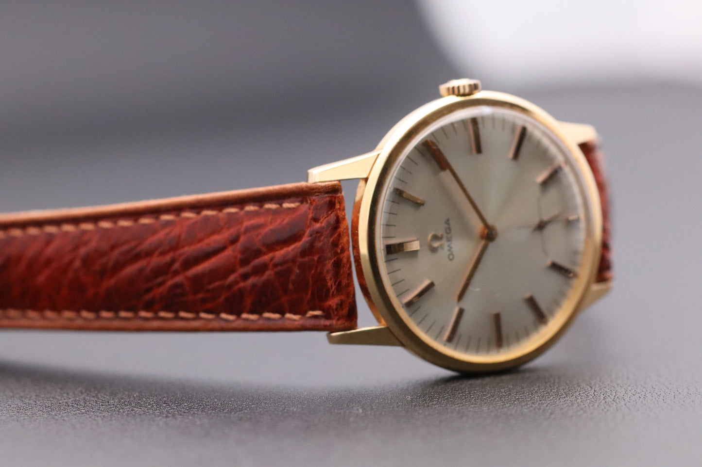 Omega - Century (18kt Gold)