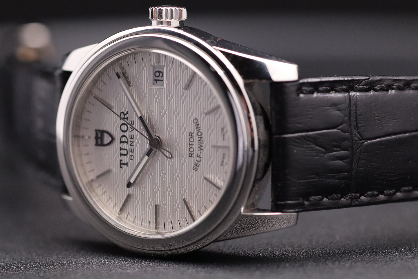 Tudor - Glamour